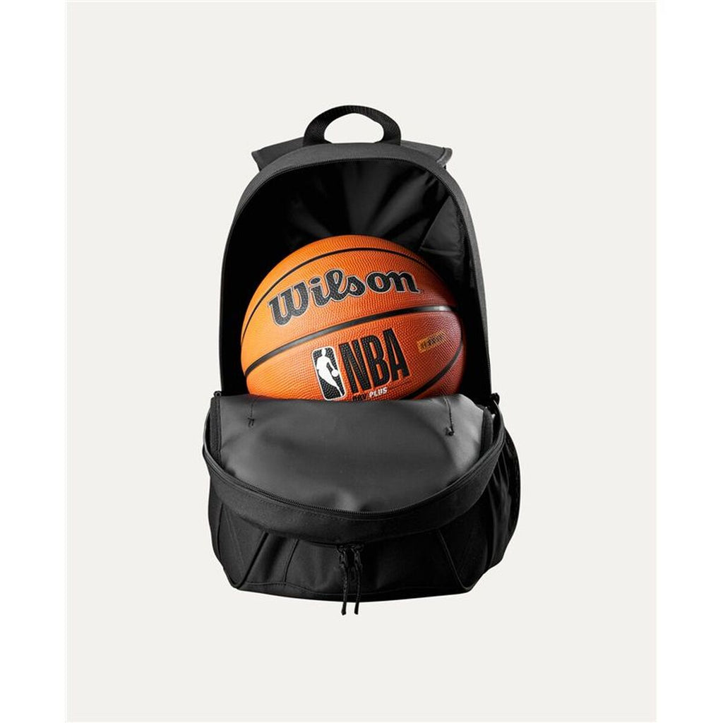 Ryggsäck Wilson NBA Team Backpack, svart, sidofickor för vattenflaska