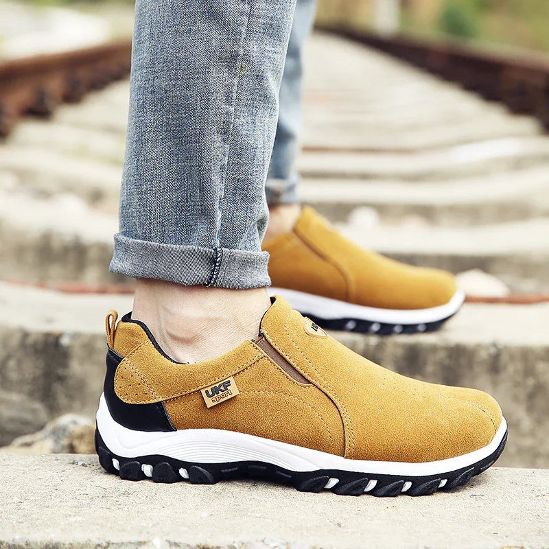Mountain Men's Outdoor Hiking Comfortable No-Slip Shoes