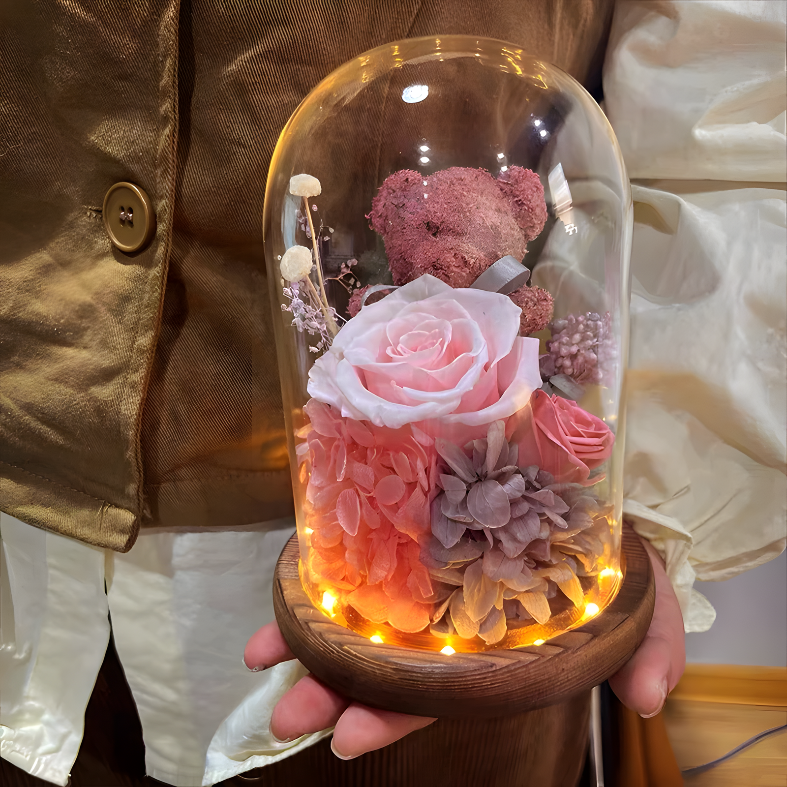 Rose Bear Glass Dome