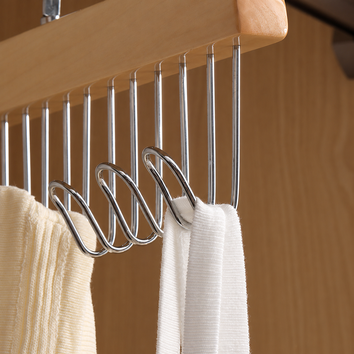 Rotating Wooden Multi-Hook Hanger