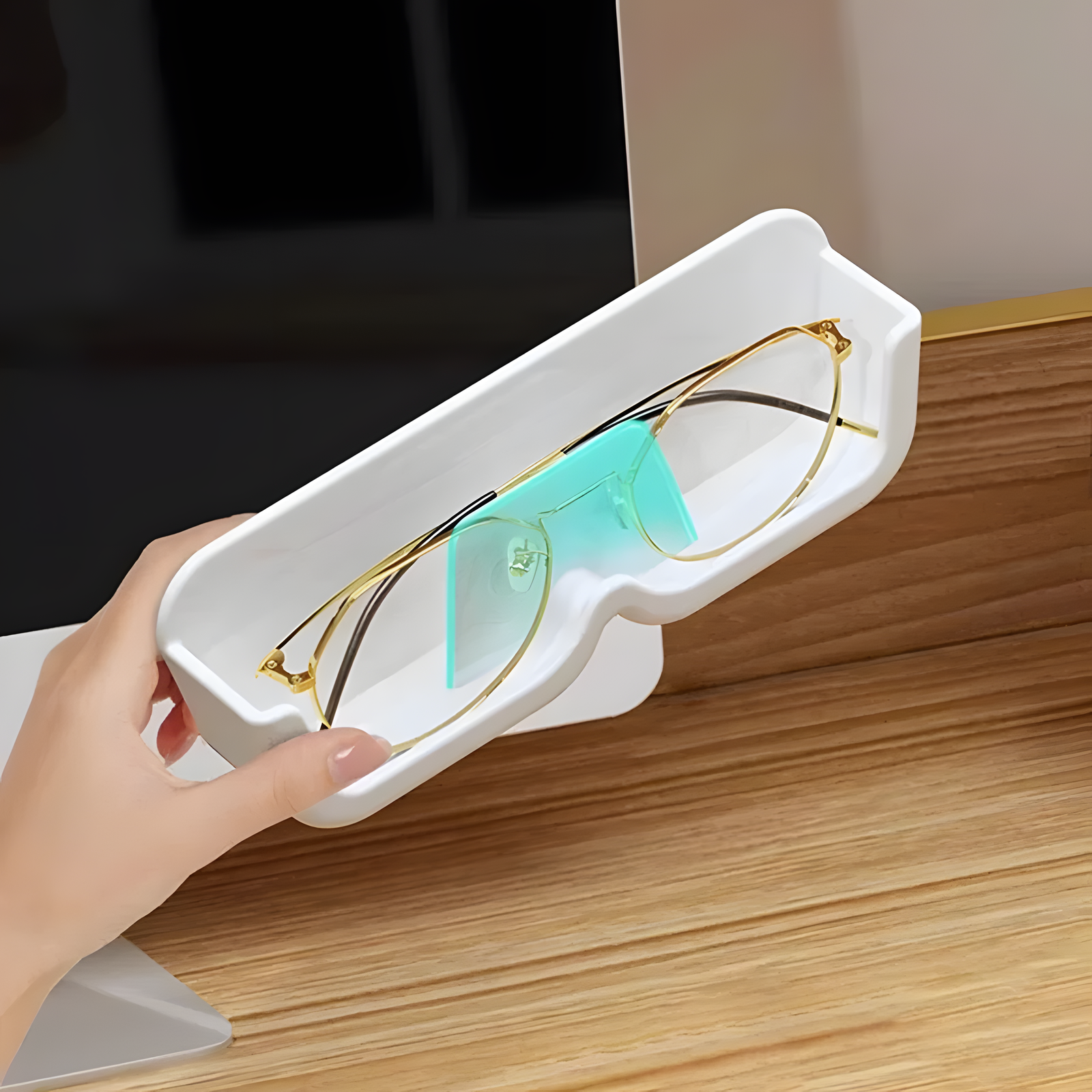 Wall Mounted Eyeglass Holder Shelf