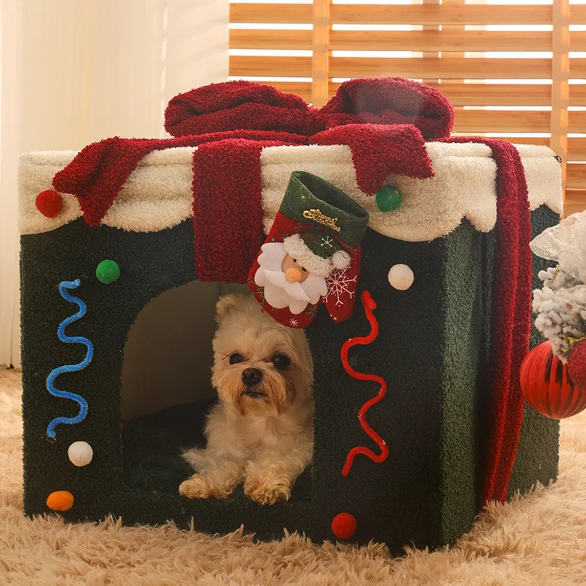 Christmas Cat House Bed