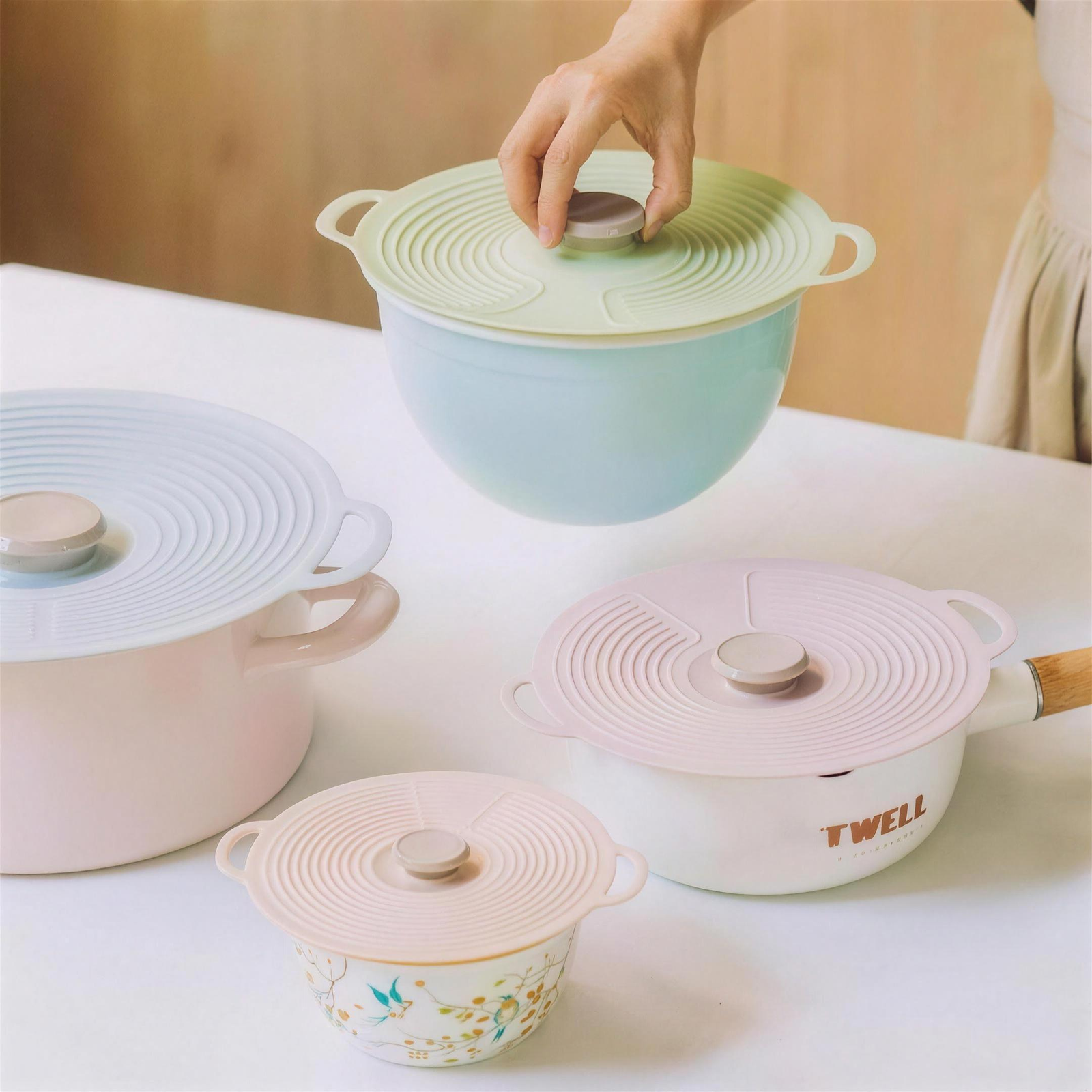 Universal Silicone Pot Lid