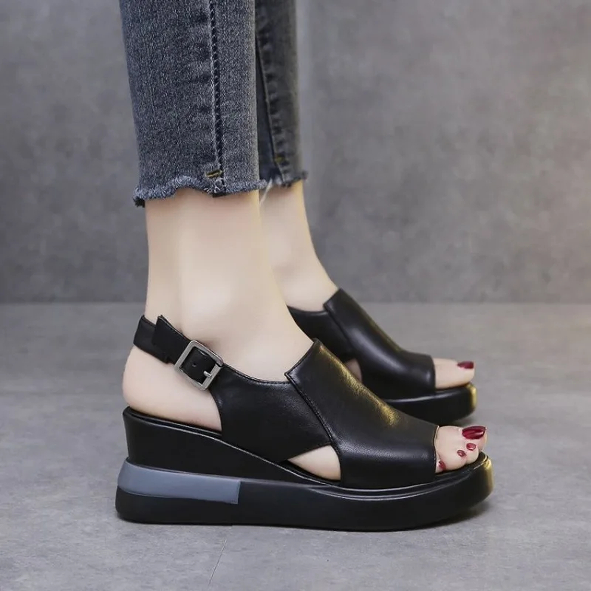 Women's Buckle Platform Sandals