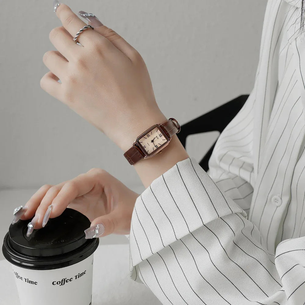 Women's Retro Elegant Waterproof Small Square Watch