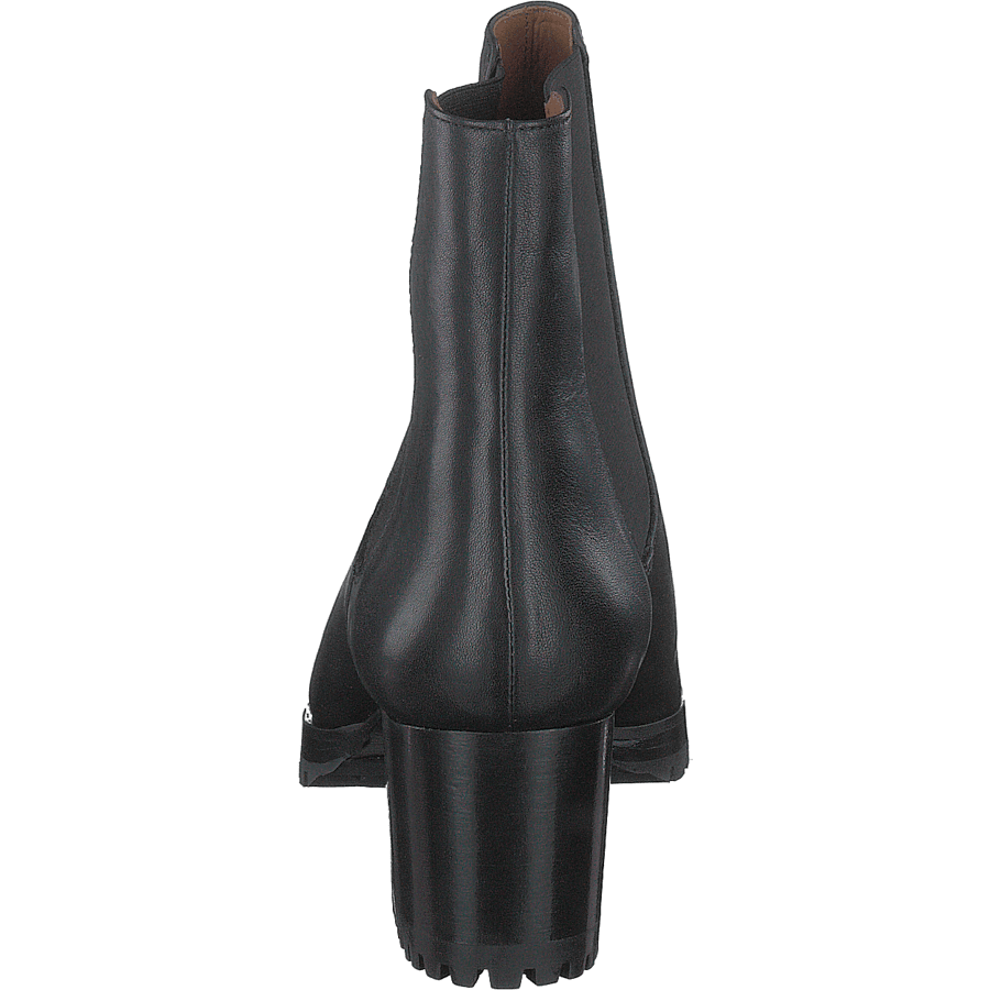 Sable Tractor Black
