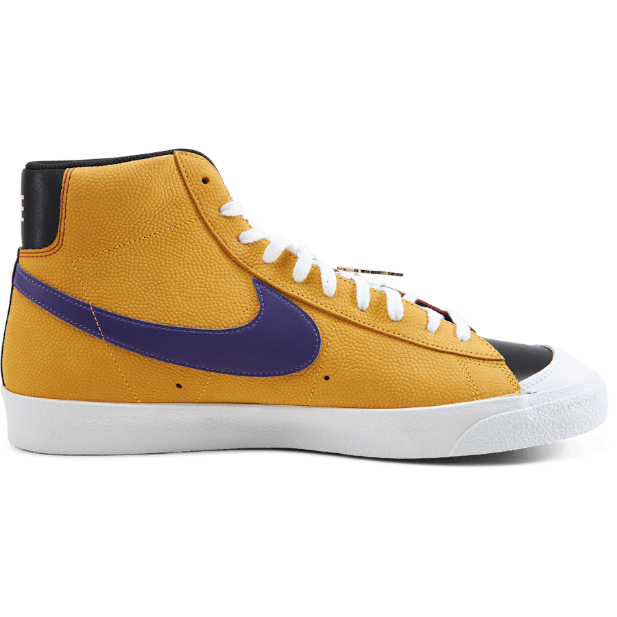 Nike Blazer Mid '77 Emb