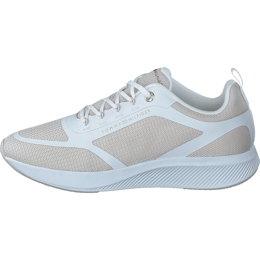 Active Mesh Trainer White
