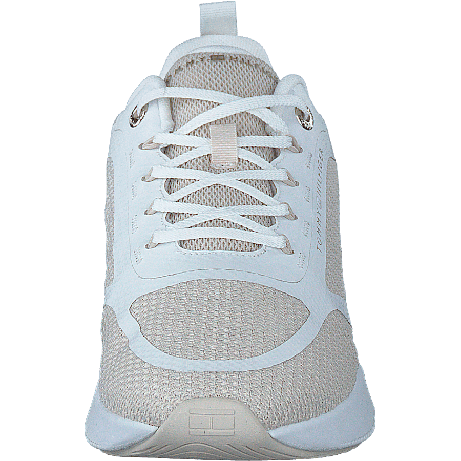 Active Mesh Trainer White