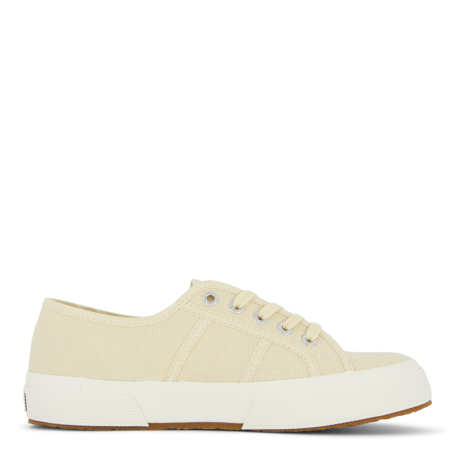 2750 Cotu Classic Beige Light Eggshell