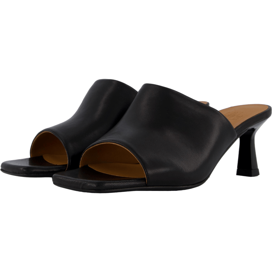 6122-70 Black Nappa 70