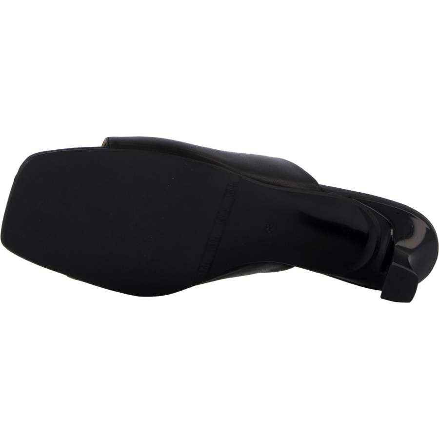 6122-70 Black Nappa 70