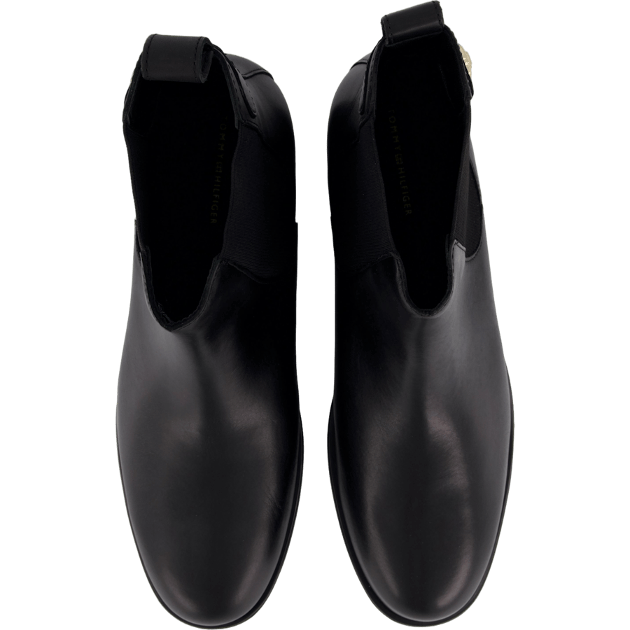 Th Stud Leather Low Chelsea Black