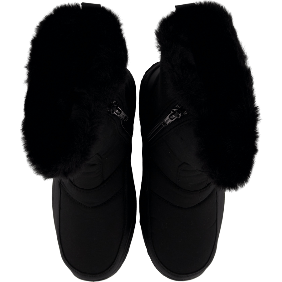 Lola Black