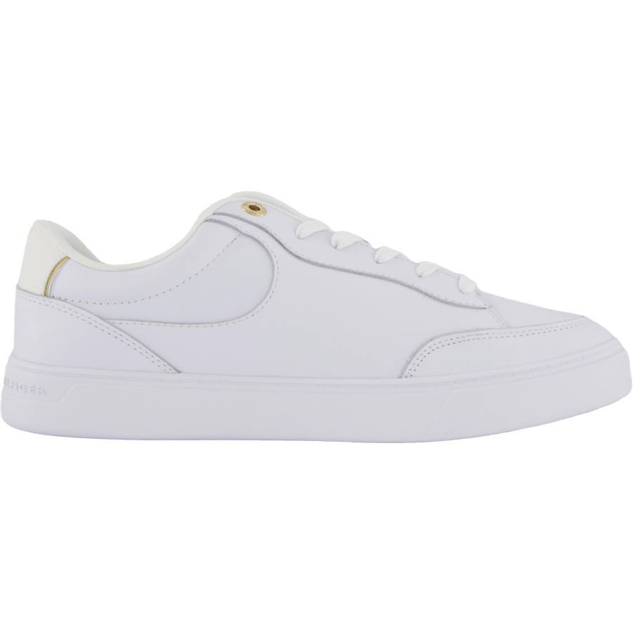 Essential Chic Court Sneaker White