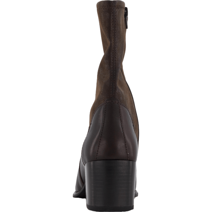 Giselle Chocolate