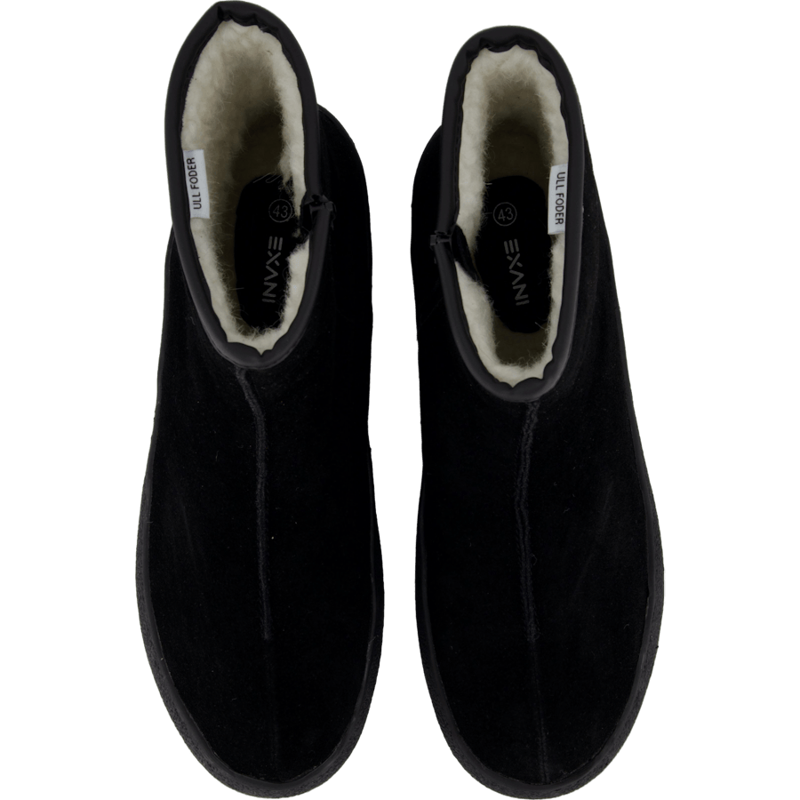 Lykke M Black