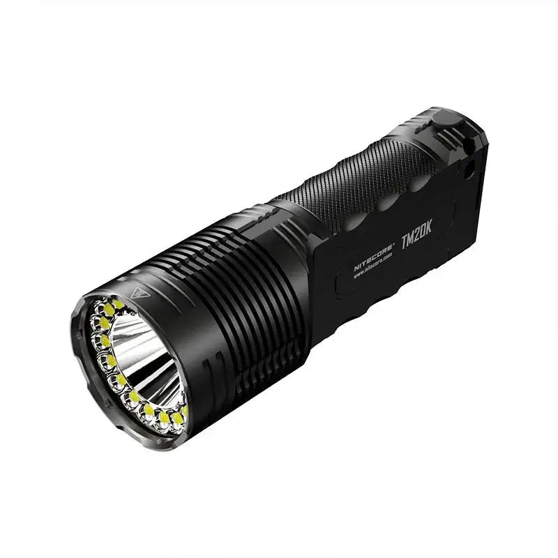 Nitecore TM20K – extrem ficklampa med 20 000 lumen för professionellt bruk och taktisk användning