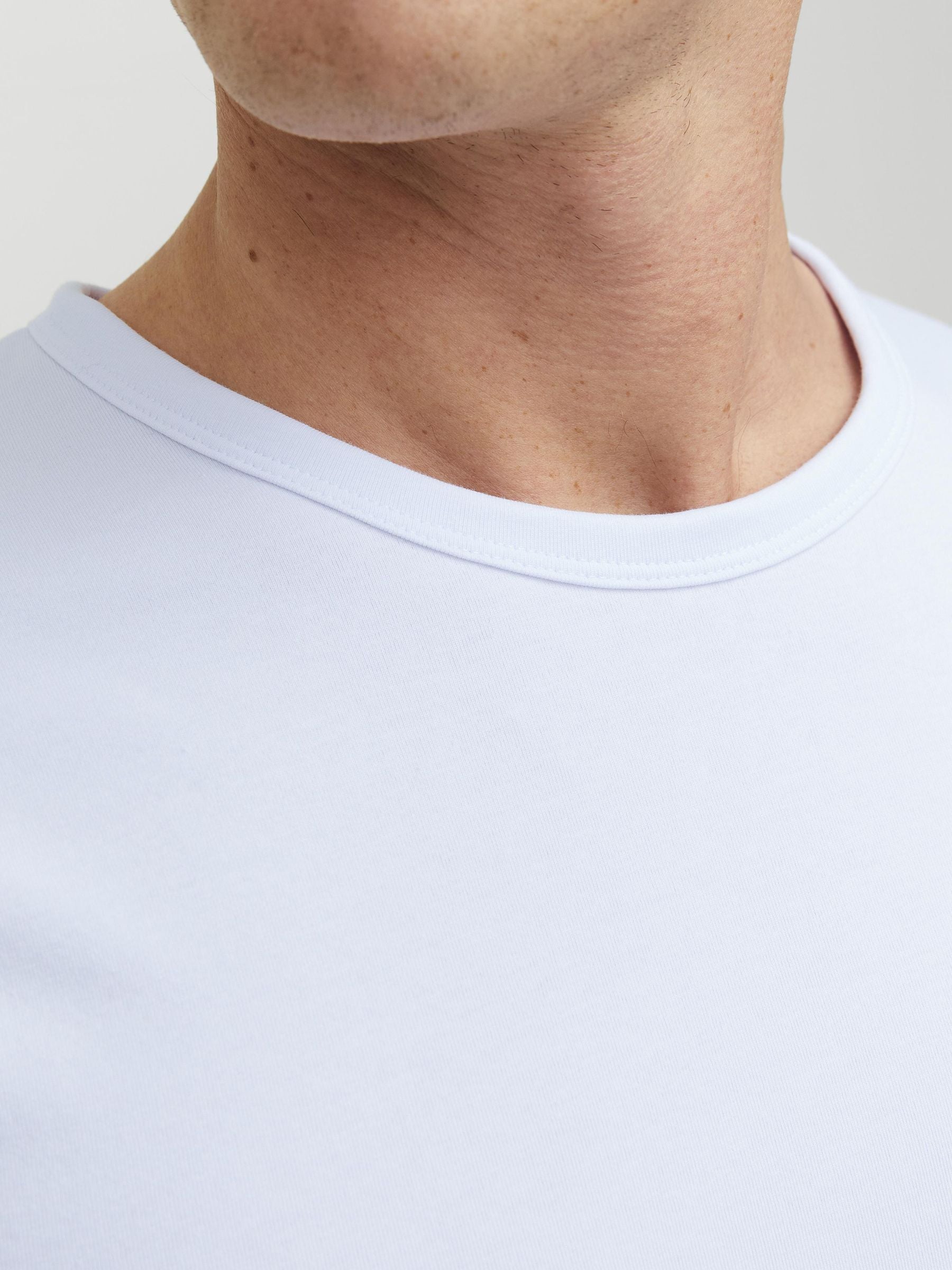 BASIC O-NECK TEE LS