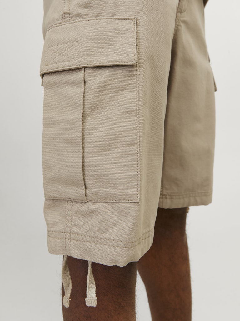 COLE BARKLEY CARGO SHORTS