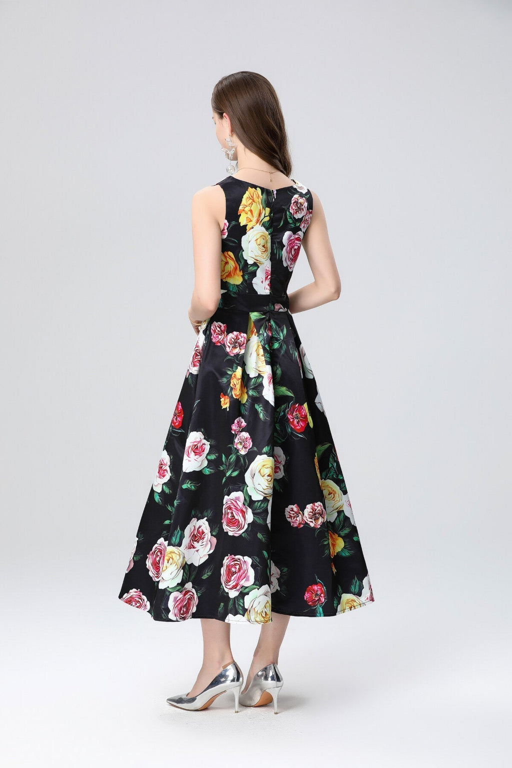 Garden Floral Structured Sleeveless High Waisted A Line Dress-3