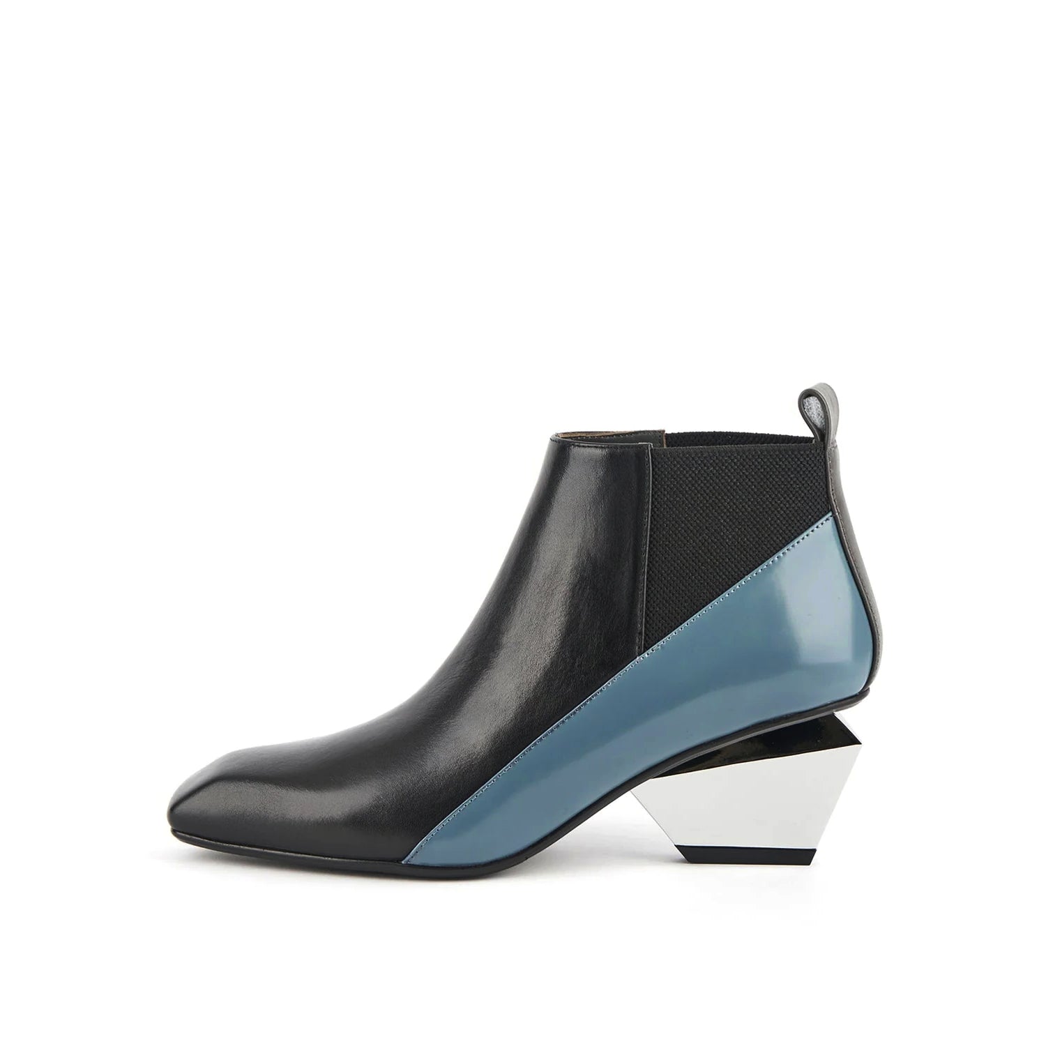 Low Ankle Textured Leather Boots-5