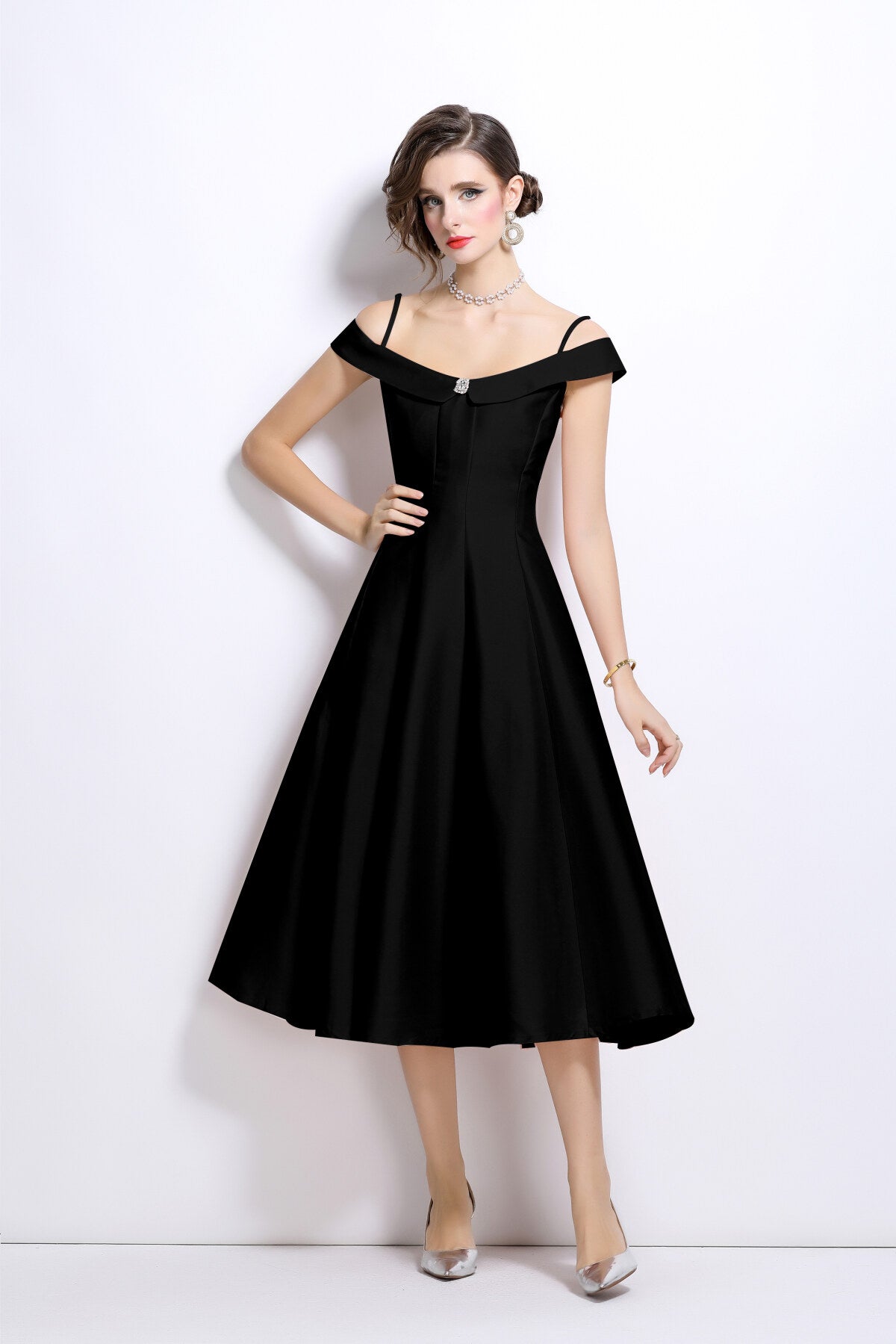 Off Shoulder Sweetheart Neckline Calf Length Dress-0