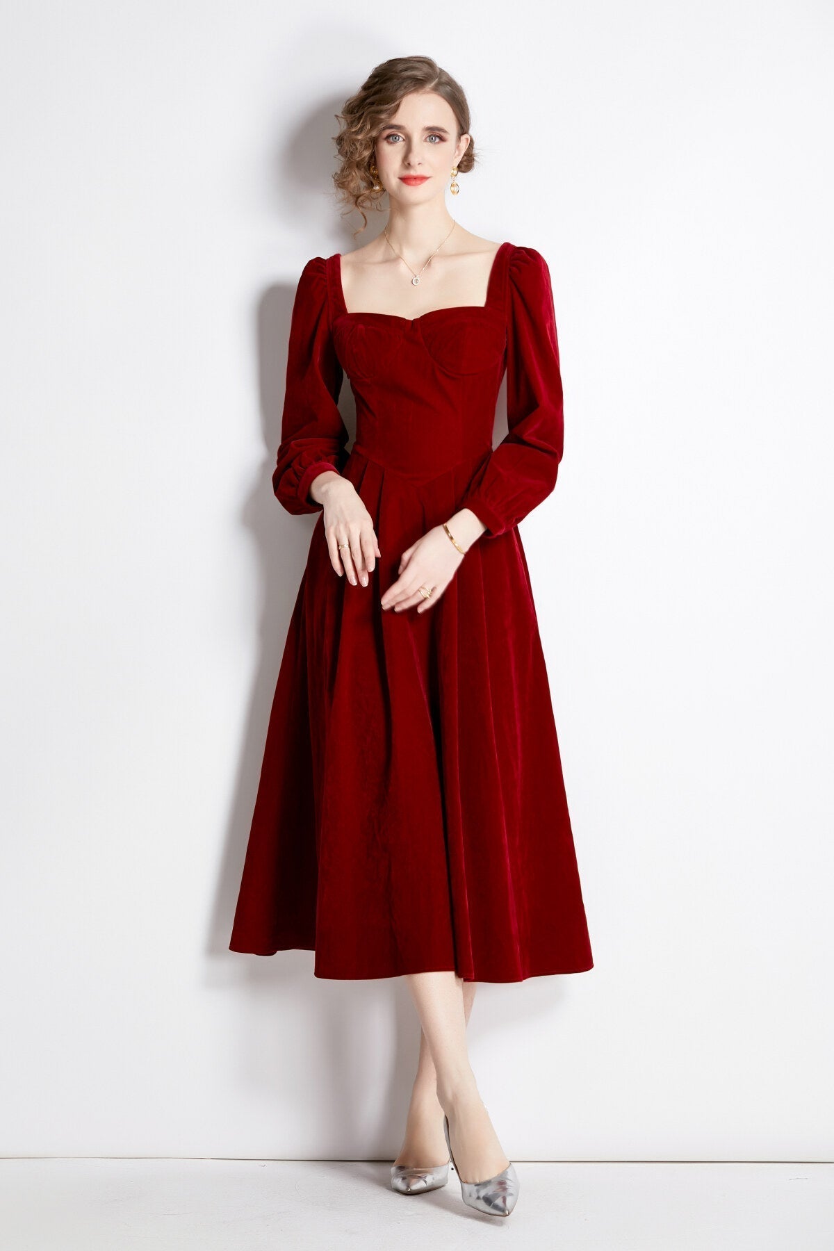 Square Sweetheart Neckline Vintage Velvet Dress-4