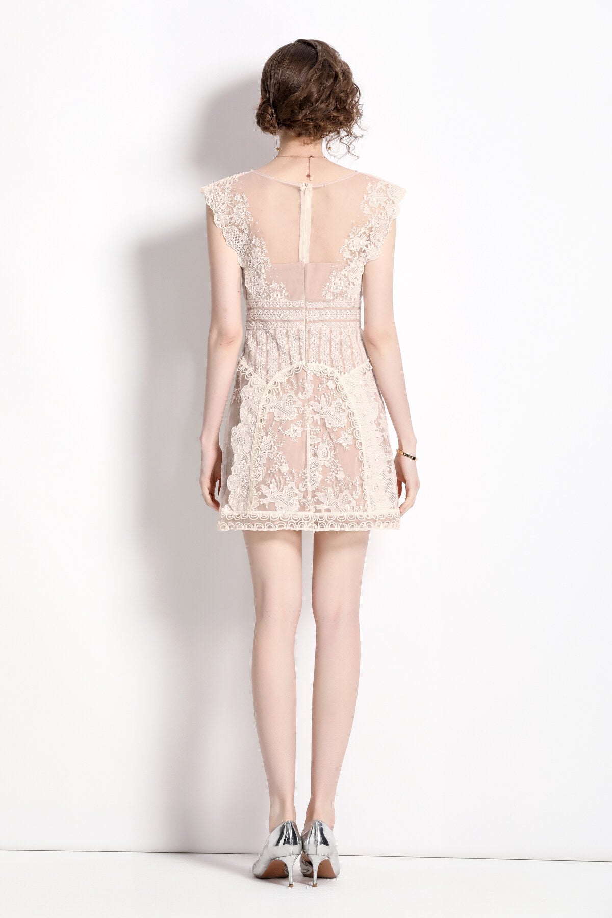 Sweet Floral Form Fitting Mini Dress-3