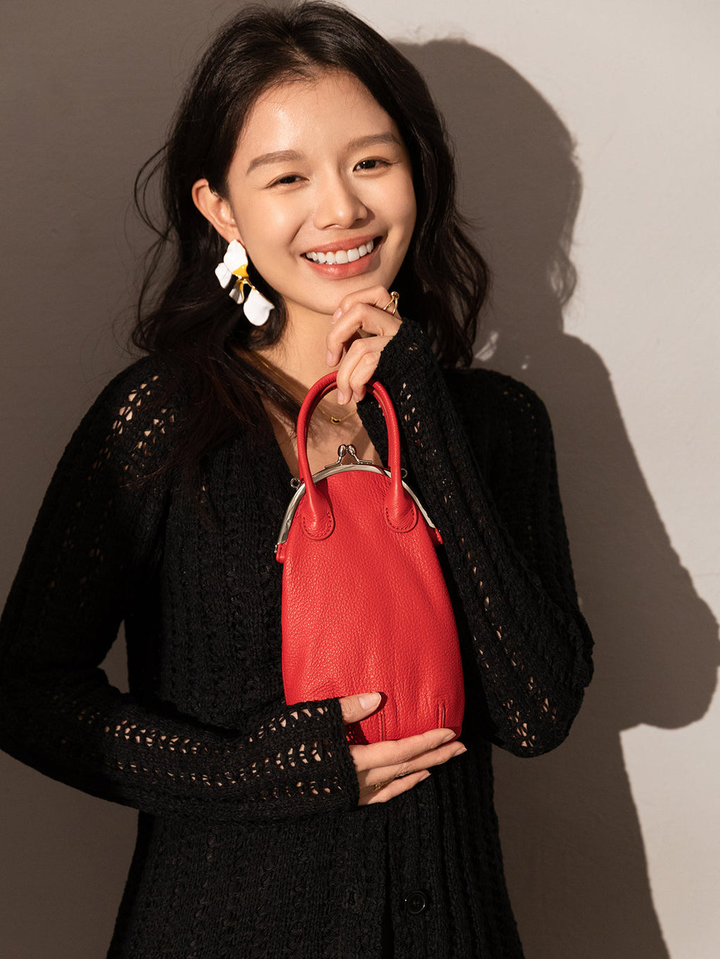 Whimsical Gourd Leather Ball Clasp Top Handle Bag-4