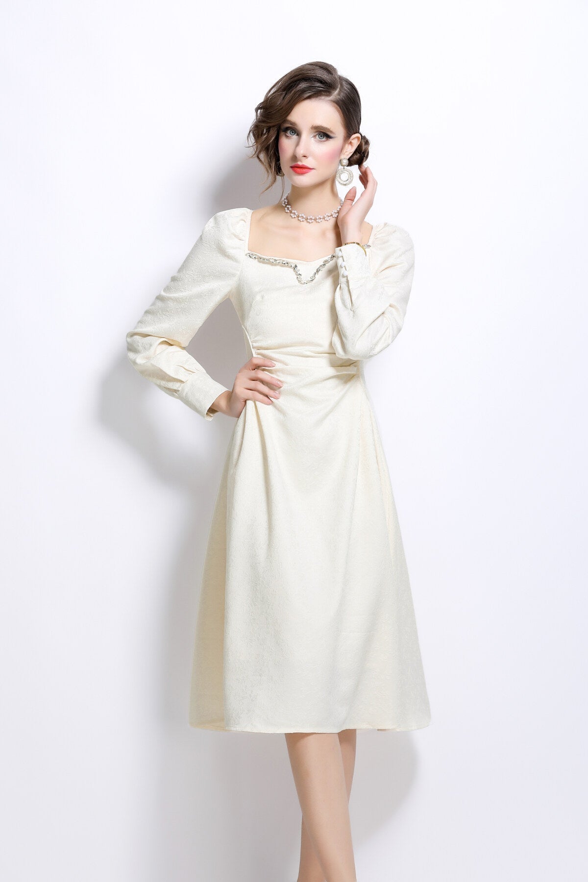 White Sweetheart Embellished Puff Sleeve Midi Dress